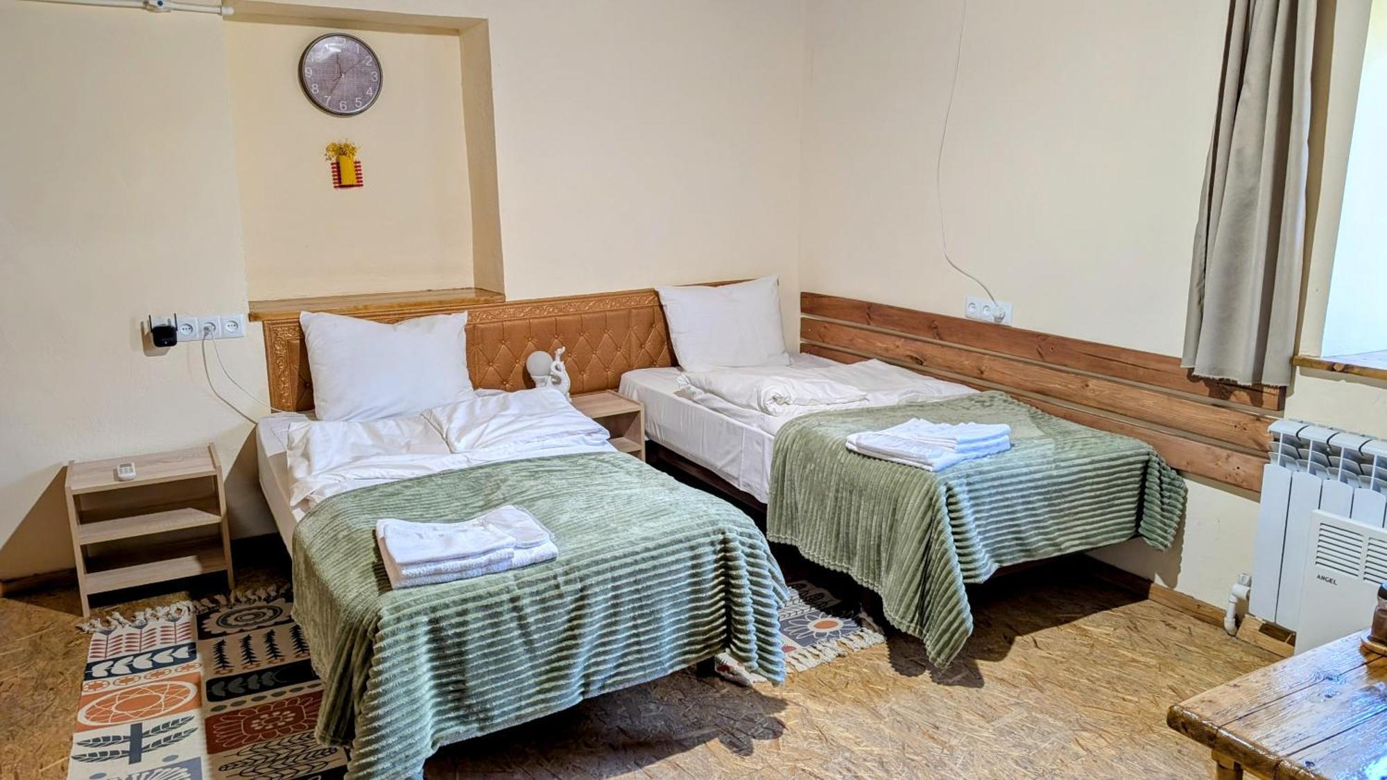 Eleven - 11 Hotel Yeghegnadzor Eksteriør billede